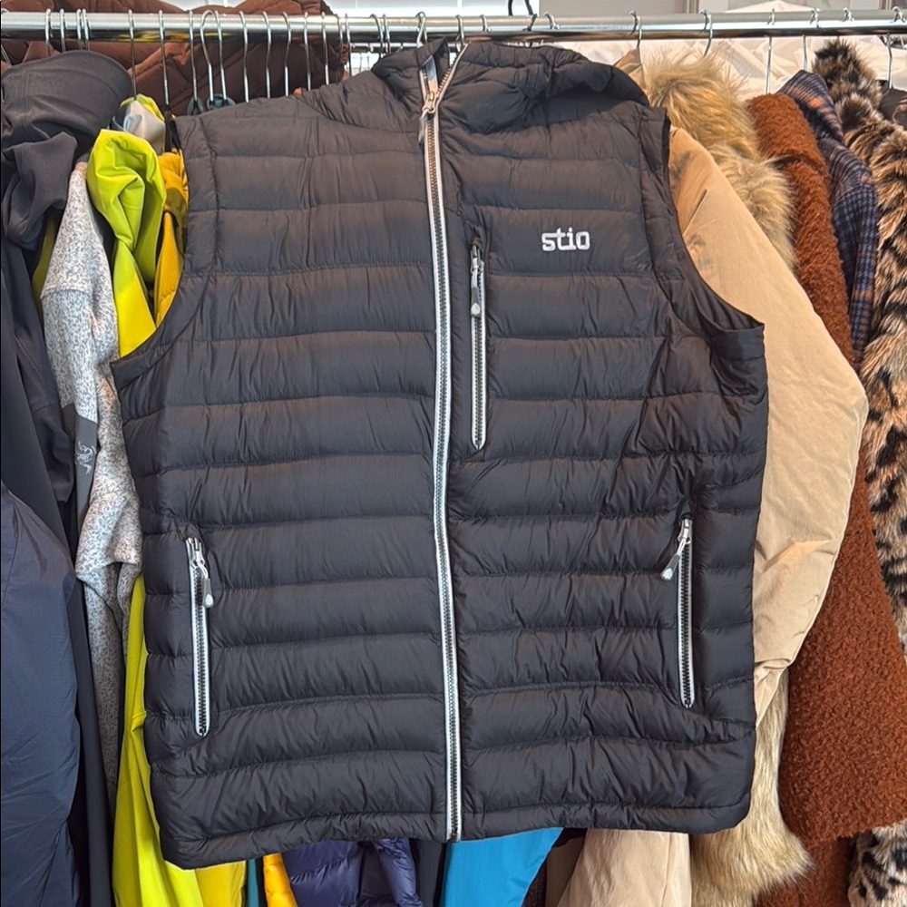 Stio Black Quilted Vest